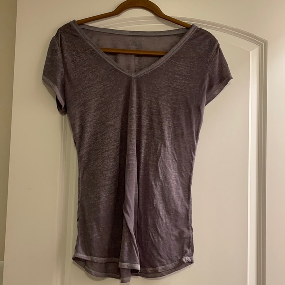 Athleta small gray  v neck cotton t shirt - Picture 1 of 4
